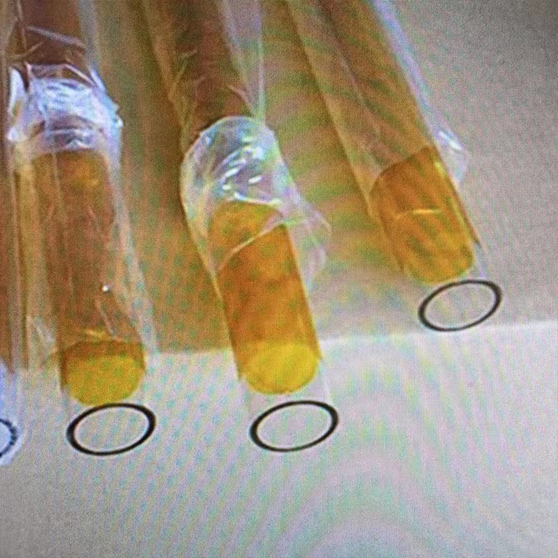 Crvena kvarcna cijev